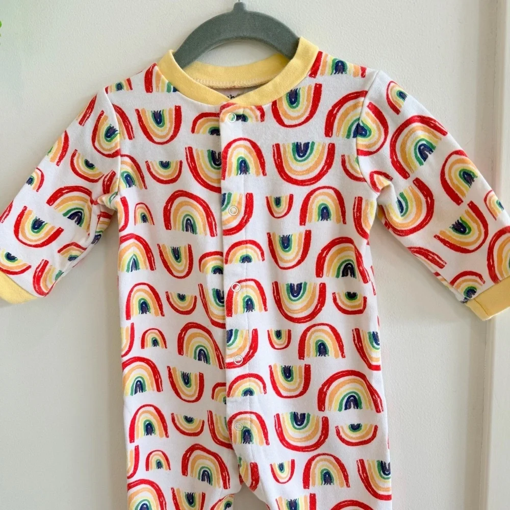Chick Pea Rainbow Print Gender Neutral Baby Footie Pajama's Size 6-9 Month